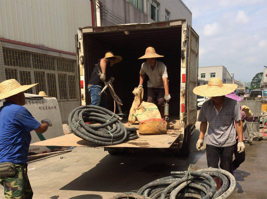 团风一部件厂房地基出现下沉注浆加固